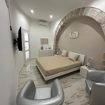 Heracleae Luxury לינה וארוחת בוקר *