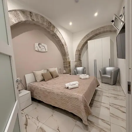 Heracleae Luxury Nocleg ze śniadaniem *